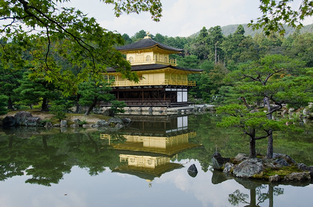 阿尔滕堡日本京都金殿寺或的堂日本子白天图片