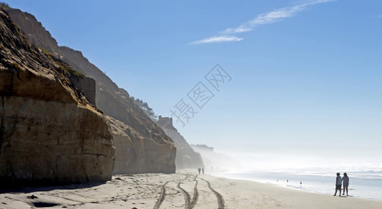 太平洋风景名胜上午在加州卡尔斯巴德海滩位于美国加利福尼亚州圣迭戈附近靠图片