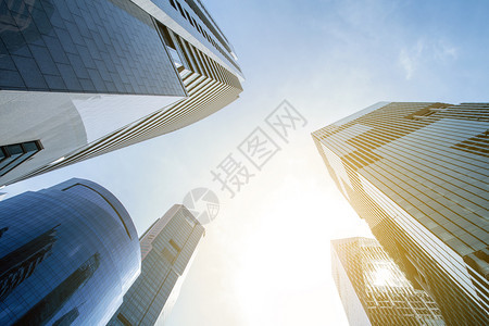 现代商业对摩天大楼玻璃和空的观景中央城市商业建筑景观图中央市建筑学全球的抽象背景图片
