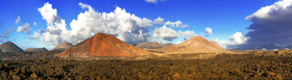火山岛兰萨罗特红加那利群岛的风光景优美岩石自然图片