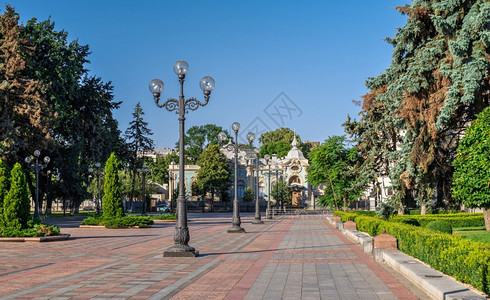 乌克兰基辅0712乌克兰基辅最高委员会附近的宪法广场在一个阳光明媚的夏日早晨乌克兰基辅宪法广场一种建筑学拉达图片