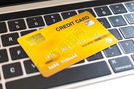货币交易计算机键盘互联网购买概念上的信用卡在线的图片