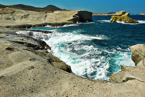 希腊米洛斯岛萨拉基尼科海滩环境景风优美图片