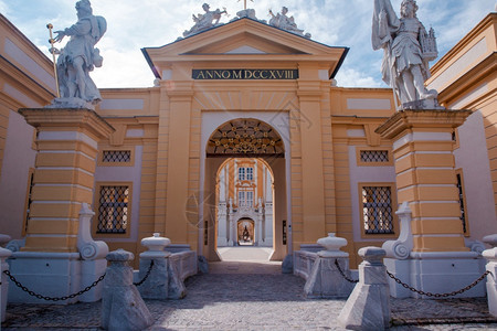 外部的金多瑙河StiftMelk本笃会修道院世界遗产奥地利修道院美丽的景色历史名胜美丽的Stift本笃会修道院美丽的景色历史名胜图片