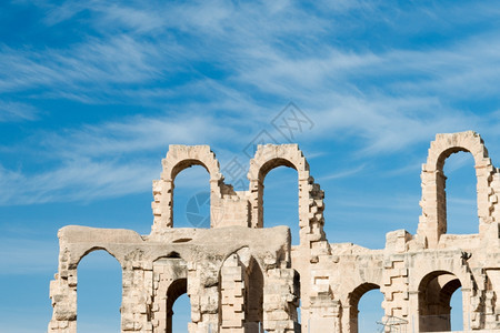考古学建造ElDjem罗马圆形剧场在突尼斯著名的图片