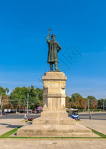 大理石摩尔多瓦首都基希讷乌市中心的StefancelMare纪念碑位于摩尔多瓦基希讷乌的StefanMare名胜地目的摩尔达维亚图片