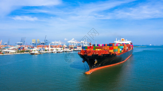 盒子集装箱船货运海全球商业进出口贸易物流和全球集装箱货船运输鸟瞰图洪船舶图片