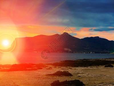 云西里海岸美丽的日落季节海景图片