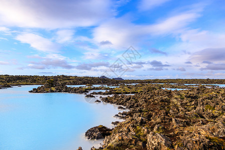 湖洗澡水BlueLagoon地热温泉是冰岛最受访的景点之一图片