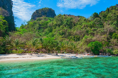 东南亚热带白色沙滩图片