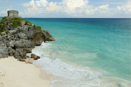 白色的旅游支撑加勒比海滩的景象图片