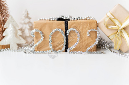 广告装饰品20年新快乐节日金色装饰一棵树件礼物颗星金属箔用于铭文的空间20一棵树金属箔背景图片