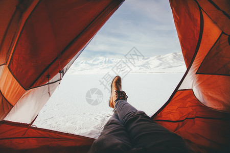 登山者团体搜索阿尔卑斯的路径有时你必须迷路才能真正找到方向图片