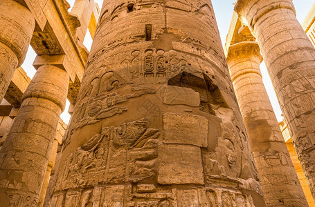 伟大的埃及卢克索卡纳神庙大柱上的阳光卡纳克柱上的阳光户外文明图片