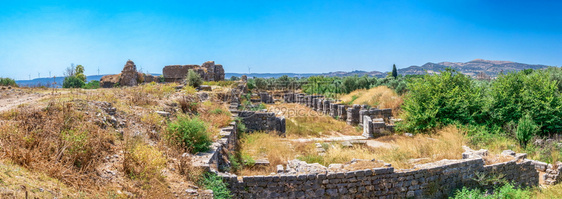 土耳其安纳托利亚西海岸的古希腊城市Miletus在土耳其阳光明媚的夏日麦拉图斯古城伟大的省图片