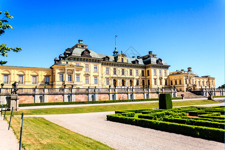 欧洲在瑞典斯德哥尔摩市外的王室宫殿内德罗特宁霍尔姆斯皇家富有的图片