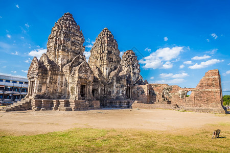 旅行帕山姆PhraPrangSamYot寺庙泰国Lopburi中心古老建筑图片