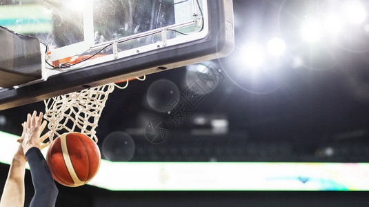 建造扣篮球比赛运动和竞争背景的全局赛马标注职业图片