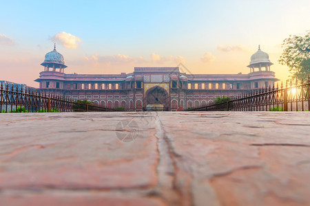 建造莫卧儿塔印度北方邦阿格拉堡的贾汉吉尔宫印度北方邦阿格拉堡的贾汉吉尔宫图片