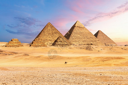 考古学沙漠埃及著名的大金字塔吉萨开罗区传统的图片