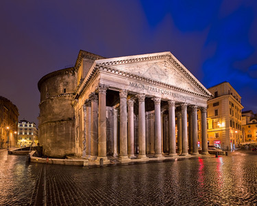 早上意大利罗马的圆形广场和万神殿镇欧洲圆顶图片