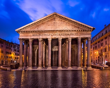 优质的灯早上意大利罗马的圆形广场和万神殿暮图片