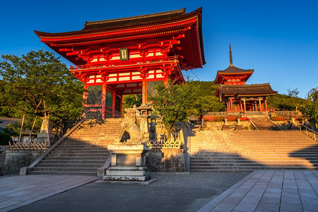 网关宗教日本京都晚间大和寺庙清水津蓝色的图片