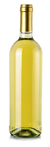 玻璃液体白葡萄酒瓶在背景与剪切路径隔离葡萄园图片