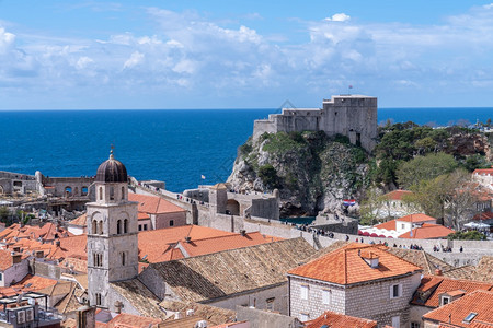 Dubrovnik从城堡的视野与空中视图在背景上亚得里海景户外图片