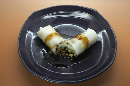 早餐蒸炒大米面卷豆腐食物可口图片