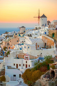 山屋OiaSantorini希腊以浪漫和美丽的日落闻名城市图片