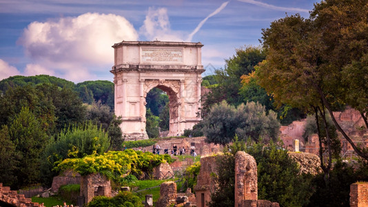 历史衬套旅行意大利罗马广场的提图斯拱门图片