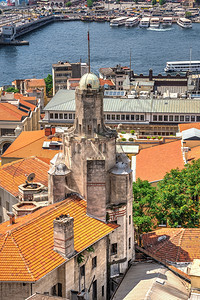 火鸡夏天汽车土耳其伊斯坦布尔071329土耳其旧房子和加拉塔桥的顶端景色土耳其伊斯坦布尔市和加拉塔桥的顶端景色图片