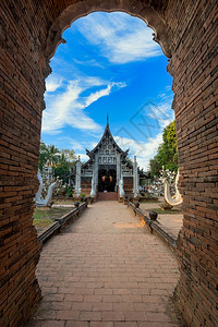 WatLokMoli是一座佛教寺庙是一个主要旅游景点这是泰国古老的艺术是泰国清迈的公共场所城市宗教的笏图片