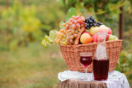 水果葡萄酒图片