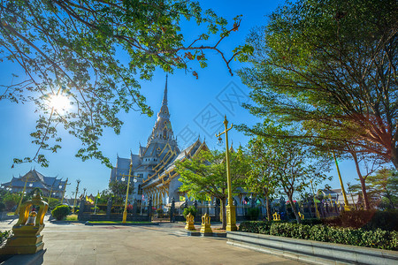 文化老的传统WatSothonwarararam是历史中心的一个佛教寺庙是泰国Chachoengsao省的主要旅游景点之一的佛教图片