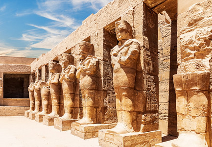 村庄美丽的阿蒙神庙卡纳克卢索埃及伟大的阿蒙神庙卢克索埃及雕塑宗教图片