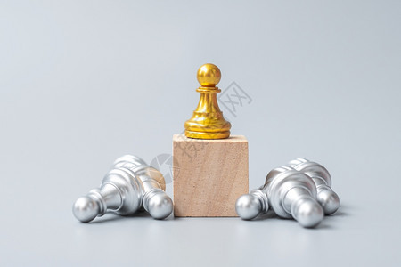 金象棋当场数字与激烈或反对战略成功管理商业规划破坏赢和领导理念的人群格外突出智力战术金融图片