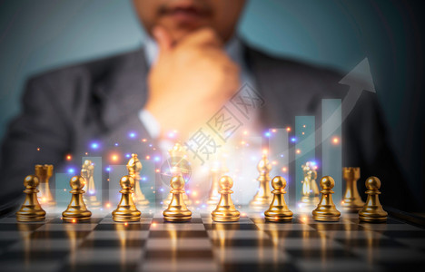 金象棋和成功商业图在专分析面前的选择重点金象棋和成功商业图表职分析人领导者概念必须具备解决金融危机的办法交换银行业货币图片