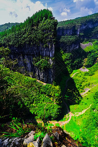 长水峡谷Difeng的WulongKarst石灰岩层这是武龙家世界自然遗产的重要组成部分石笋受保护河图片