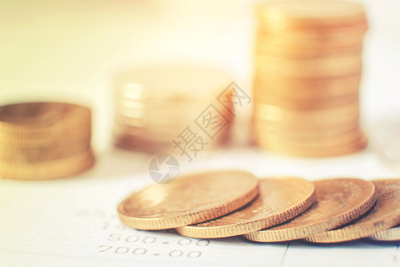 生长金融的为了数字股票市场金融概念中用于和银行业务的硬币数图片