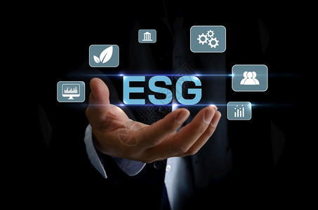 环境社会和治理ESG投资可持续的组织增长是一种商业理念男人的手在虚拟屏幕上触摸词可持续行业未来背景图片