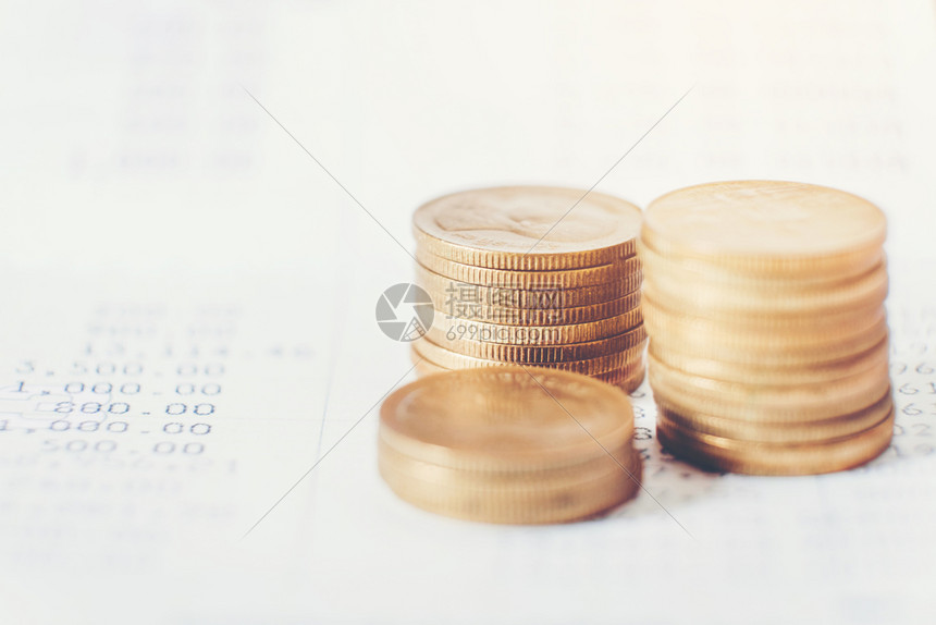 数字股票市场金融交易所和贸图上的金融和银行资业务的硬币美元账单创造力图片