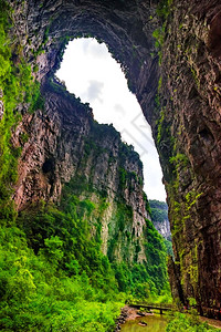 亚洲长水峡谷Difeng的WulongKarst石灰岩层这是武龙家世界自然遗产的重要组成部分景观天空图片