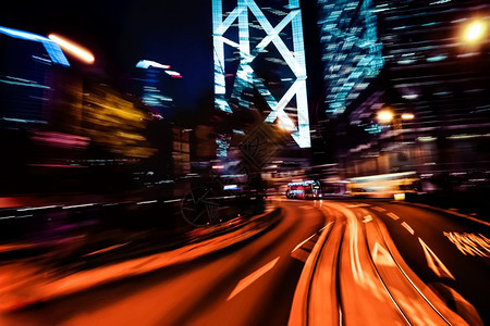照明透过现代城市街道与明亮的摩天大楼在香港横幅城景交通背运动模糊艺术图灵魔法生活图片
