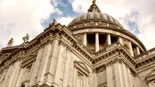 建筑学地标云景伦敦圣保罗大教堂外观图片
