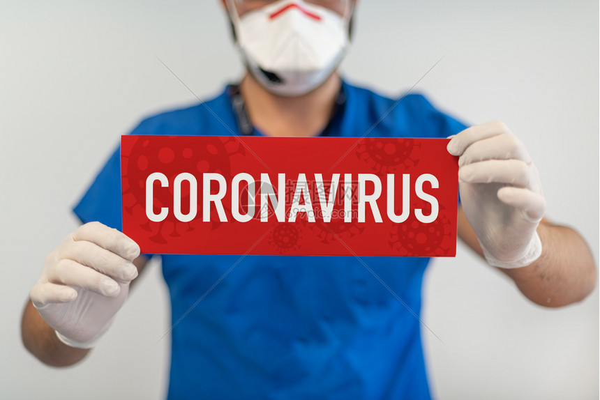 冠状检疫的概念MERSCovNovelCoronavirus2019nCoVDoctorwithfacemask红纸上写着冠状检图片