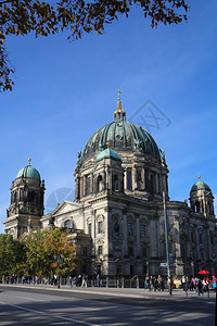 结石夏天德国柏林大教堂德国柏林冲天炉图片