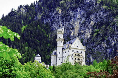 王阿尔卑斯山Hohenschwangau德国2016年5月3日NeuschwansteinCastle每年有超过130万人访问假图片