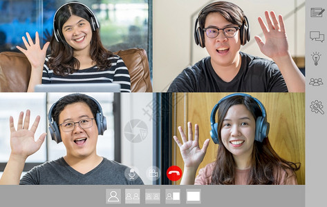 网络研讨会亚洲商界人士在视频电话会议屏幕上与团队同事打招呼当时Covid19大流行病科罗纳毒爆发在线会议社动荡和新常态概念等情况图片